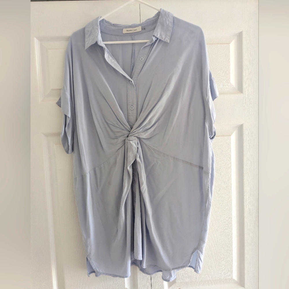 Mustard Seed Gray Button Down Shirt with Tie Front